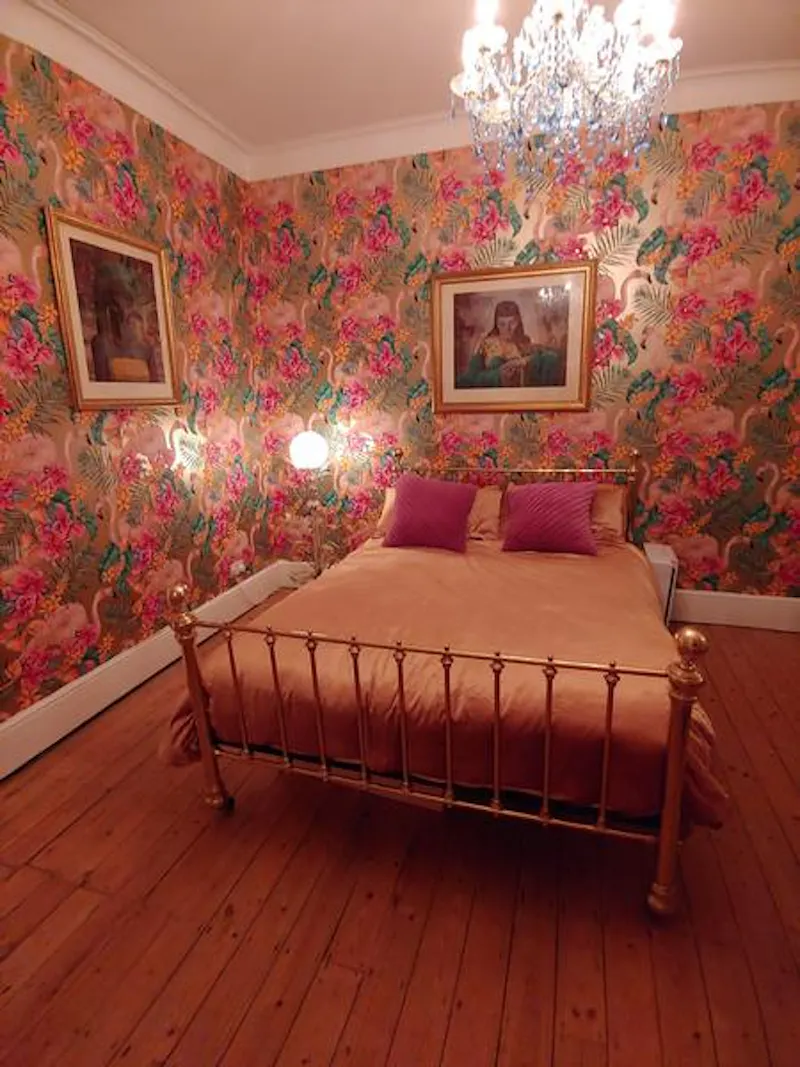Colourful Kensal Green apartment, F1189 (photo 22)
