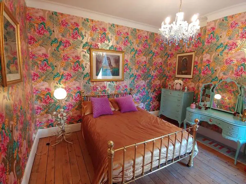 Colourful Kensal Green apartment, F1189 (photo 23)