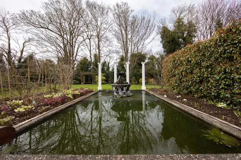 Pond at Vibrant Deal Home, D2433 (photo 33)