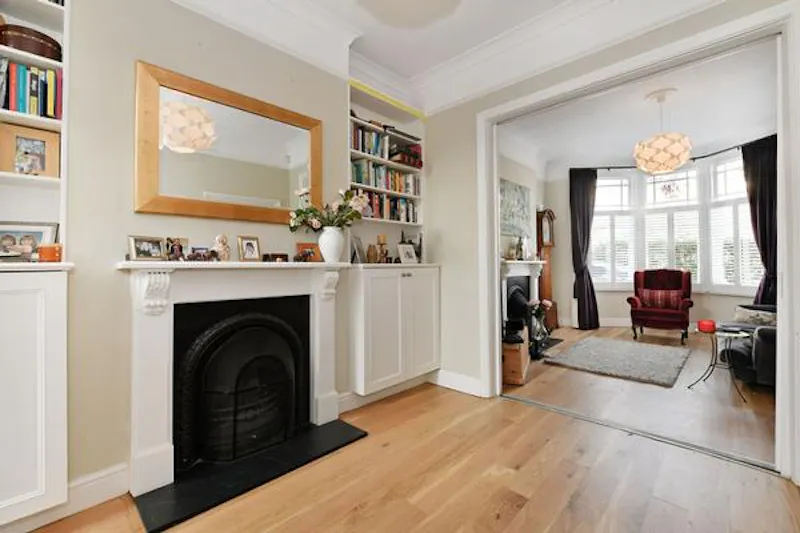 Light filled Sydenham home, B1869 (photo 5)
