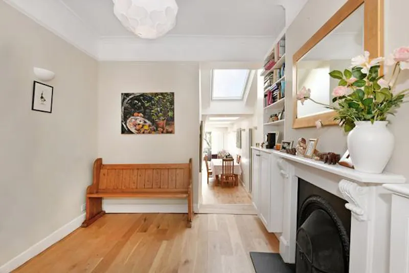 Light filled Sydenham home, B1869 (photo 7)