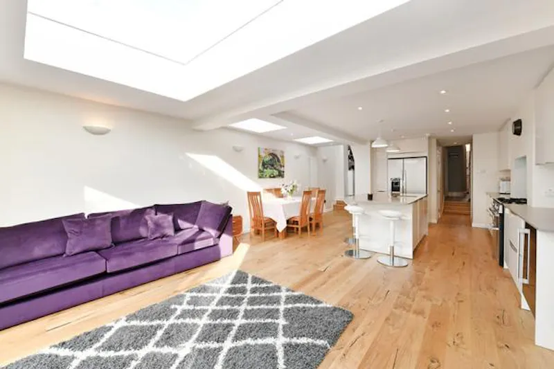 Light filled Sydenham home, B1869 (photo 14)