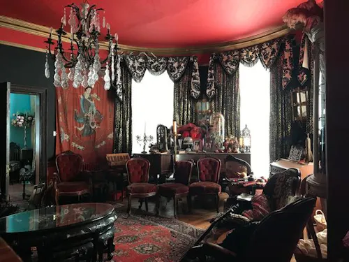 Bohemian house near Newark, A1509