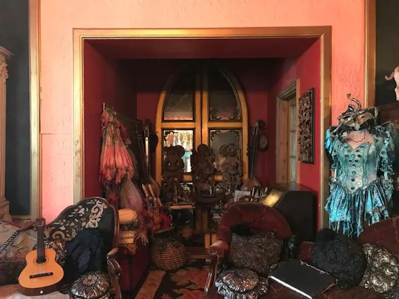 Bohemian house near Newark, A1509 (photo 16)