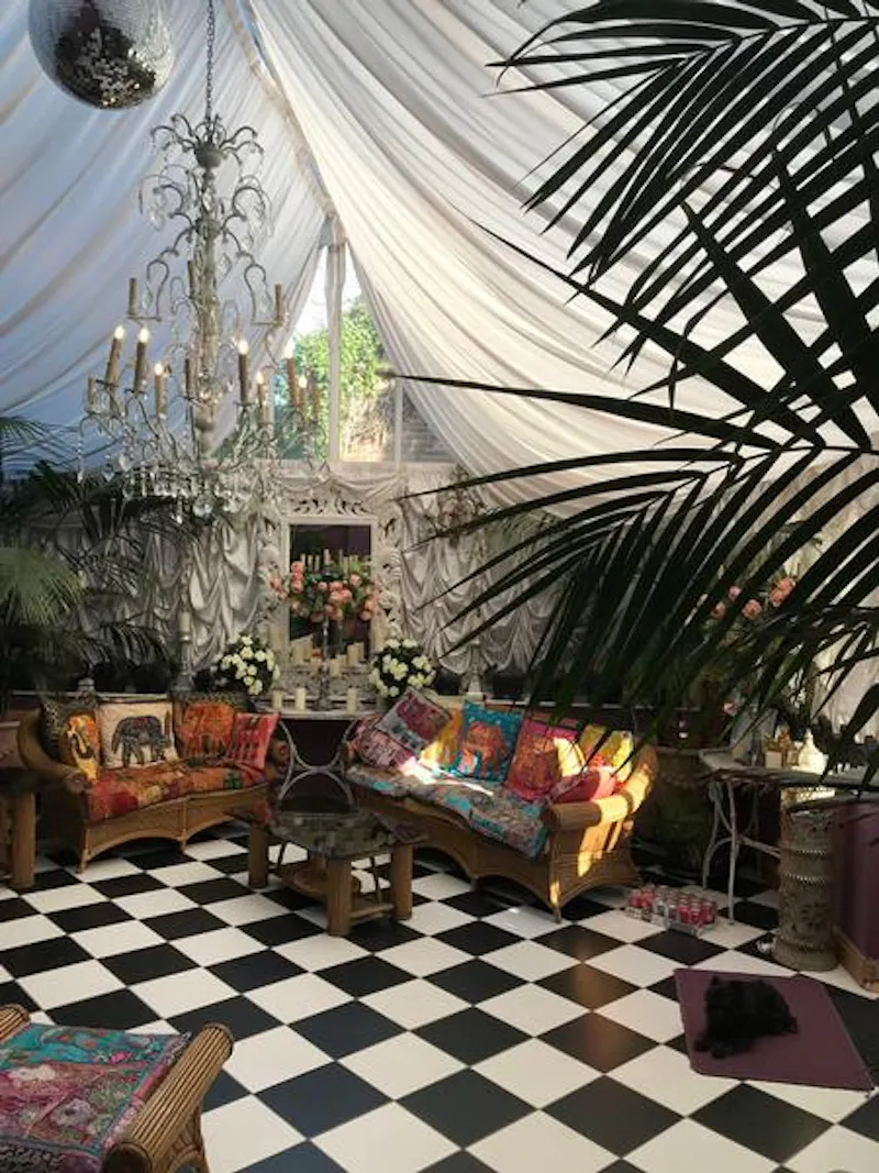 Bohemian house near Newark, A1509 (photo 19)