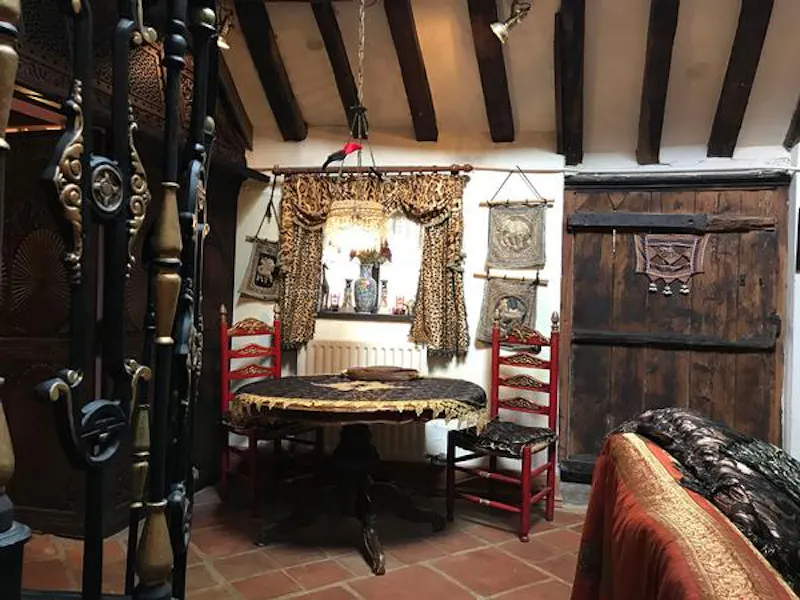 Bohemian house near Newark, A1509 (photo 30)