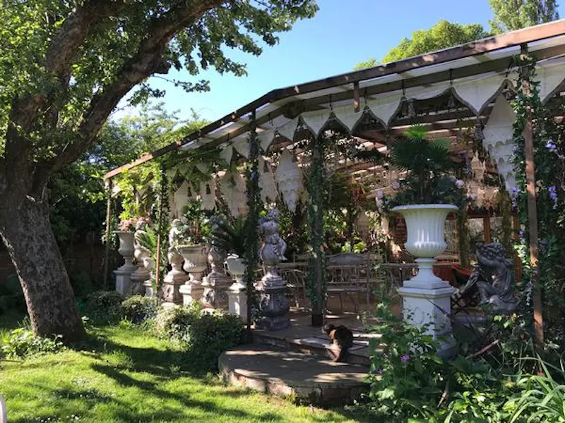 Bohemian house near Newark, A1509 (photo 40)