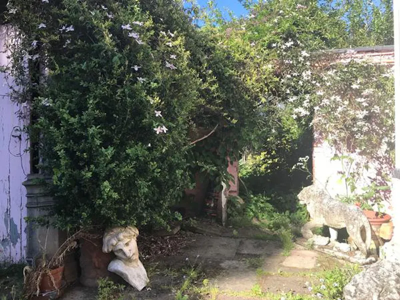 Bohemian house near Newark, A1509 (photo 57)