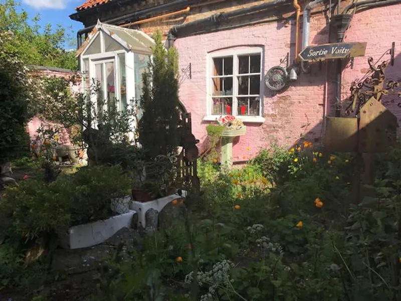 Bohemian house near Newark, A1509 (photo 64)
