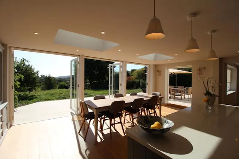Dining room at Spectacular South Downs house, D2436 (photo 6)