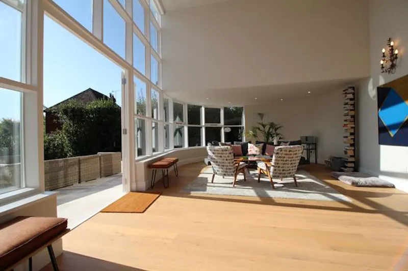 Spectacular South Downs house, D2436 (photo 12)