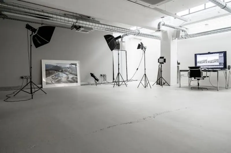 Hackney Central studio, N467 (photo 1)