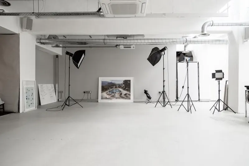 Hackney Central studio, N467 (photo 2)