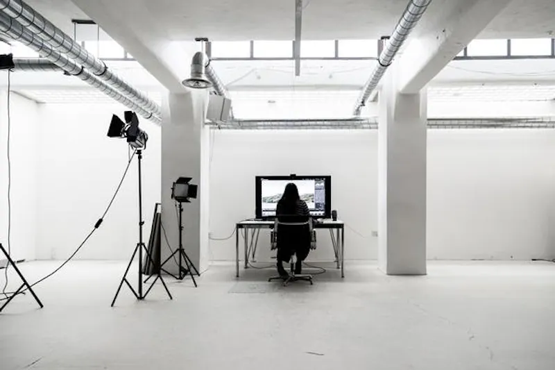 Hackney Central studio, N467 (photo 3)