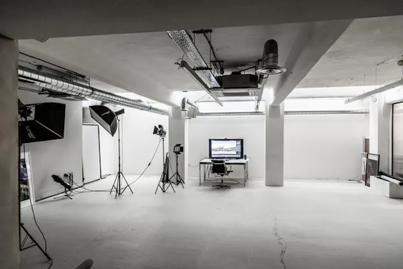 Hackney Central studio, N467 (photo 5)