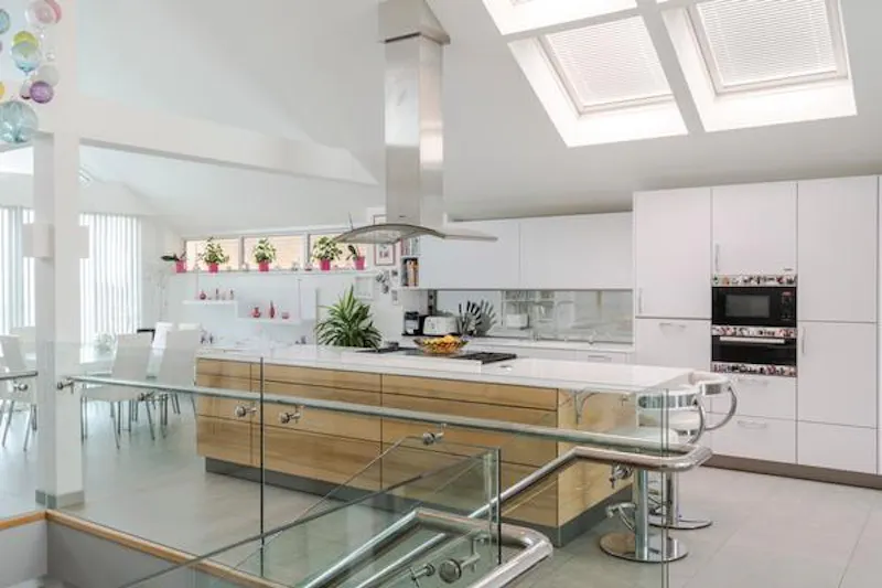 Cool Chichester beach house, K445 (photo 9)