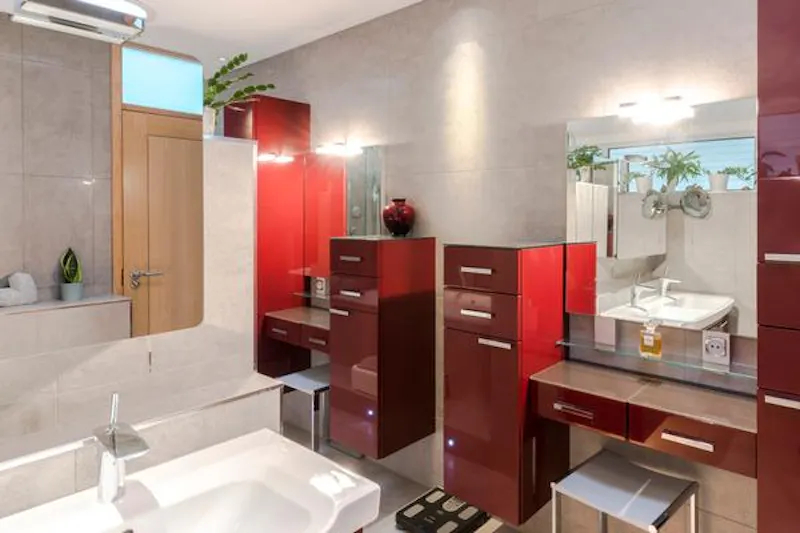 Bathroom at Cool Chichester beach house, K445 (photo 25)
