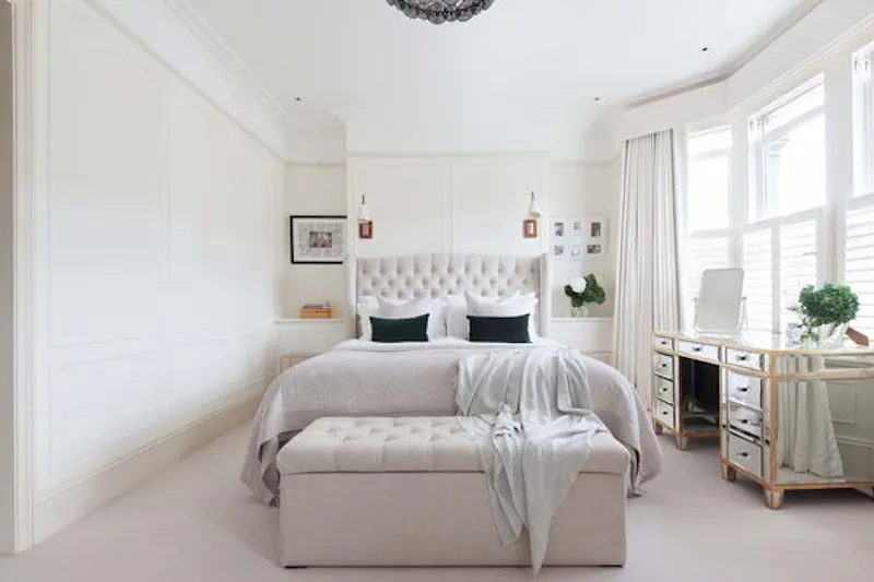 Bedroom at Contemporary Clapham house, B1870 (photo 16)