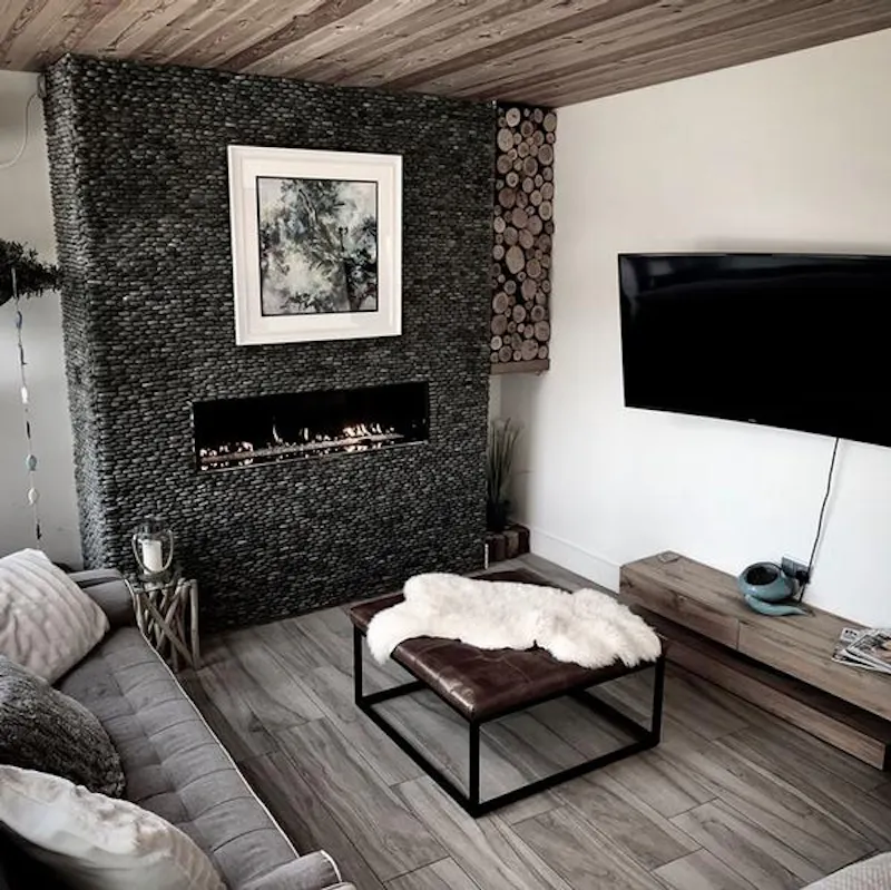 Fireplace at Film location C914 in Cornwall (photo 2)