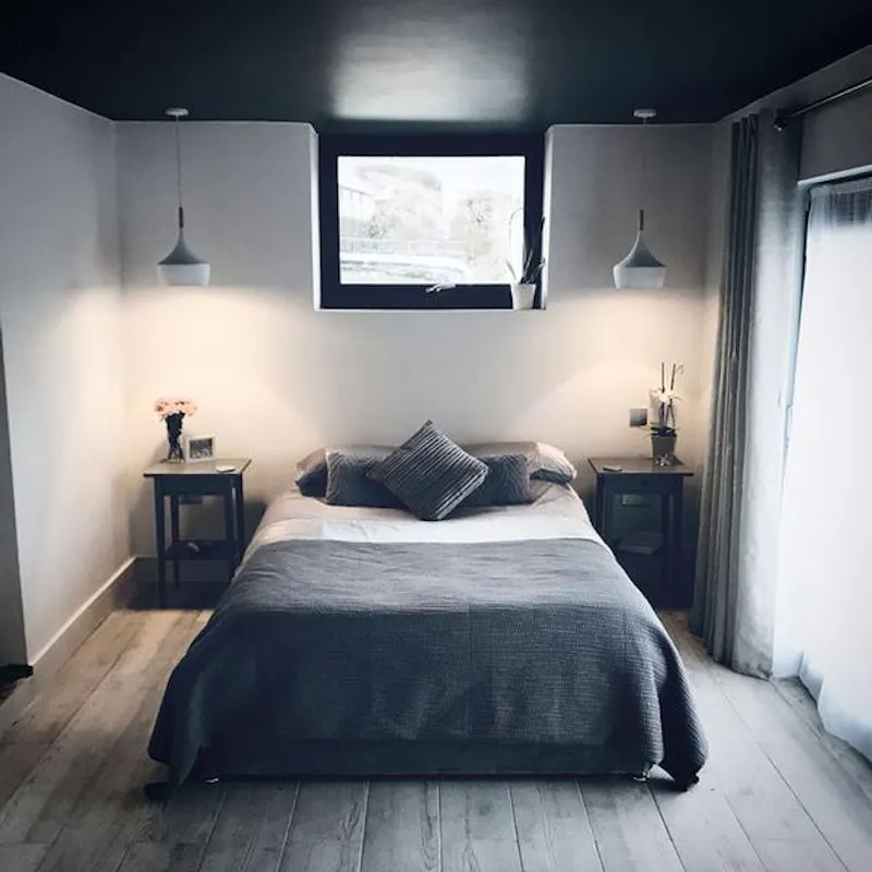 Bedroom at Film location C914 in Cornwall (photo 6)