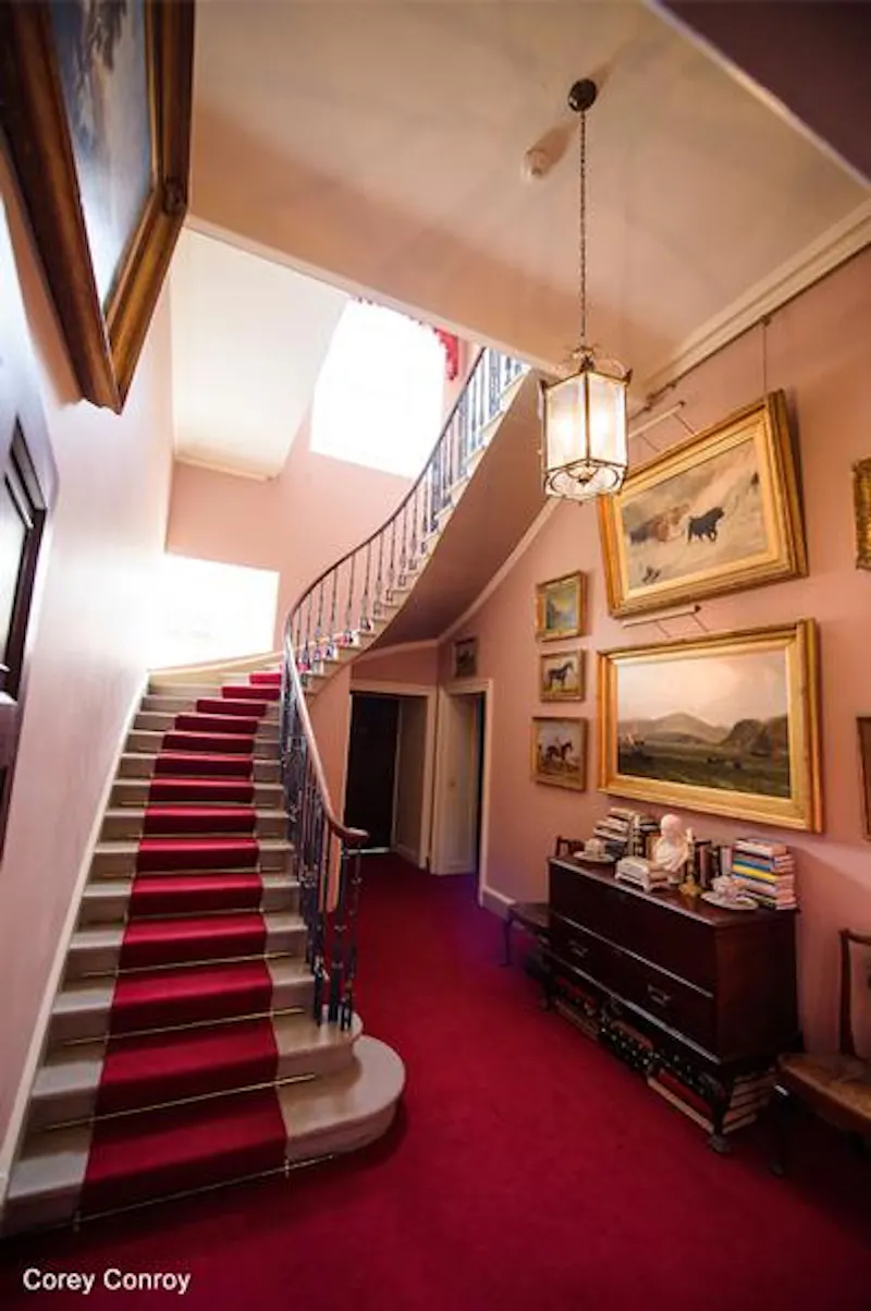 Entrance hall at Ornate Scottish estate near Glasgow, G308 (photo 9)