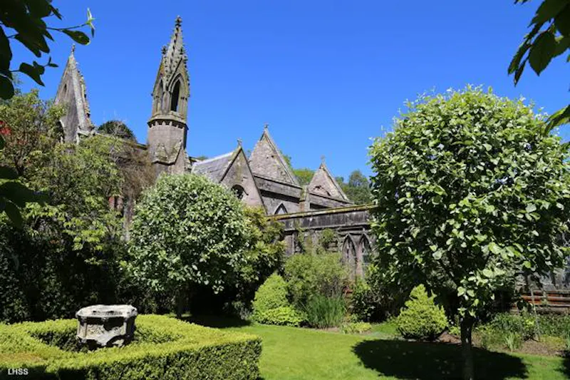 Ornate Scottish estate near Glasgow, G308 (photo 48)