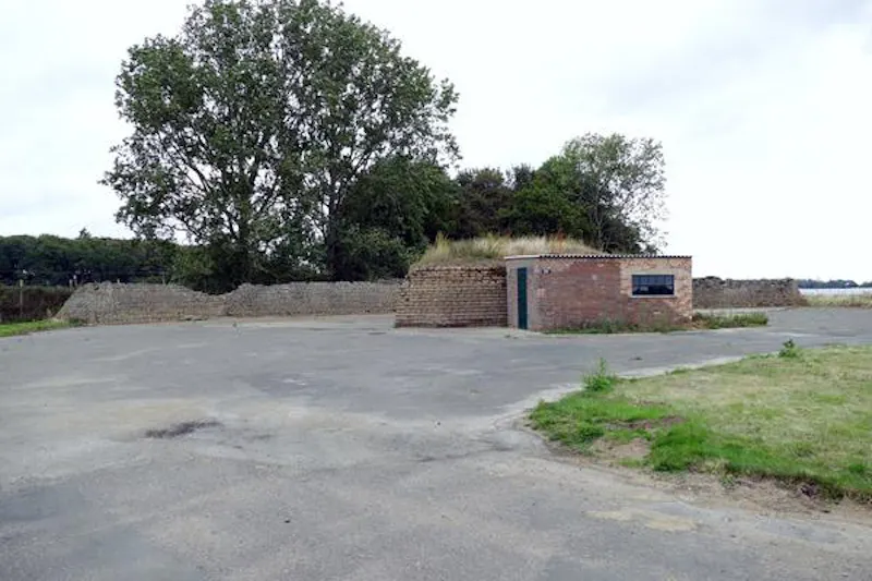 Industrial derelict estate and fields, V163 (photo 42)