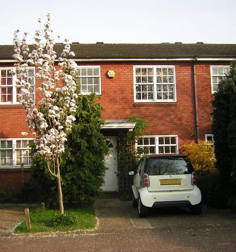 Turnham Green terrace, D2440 (photo 1)