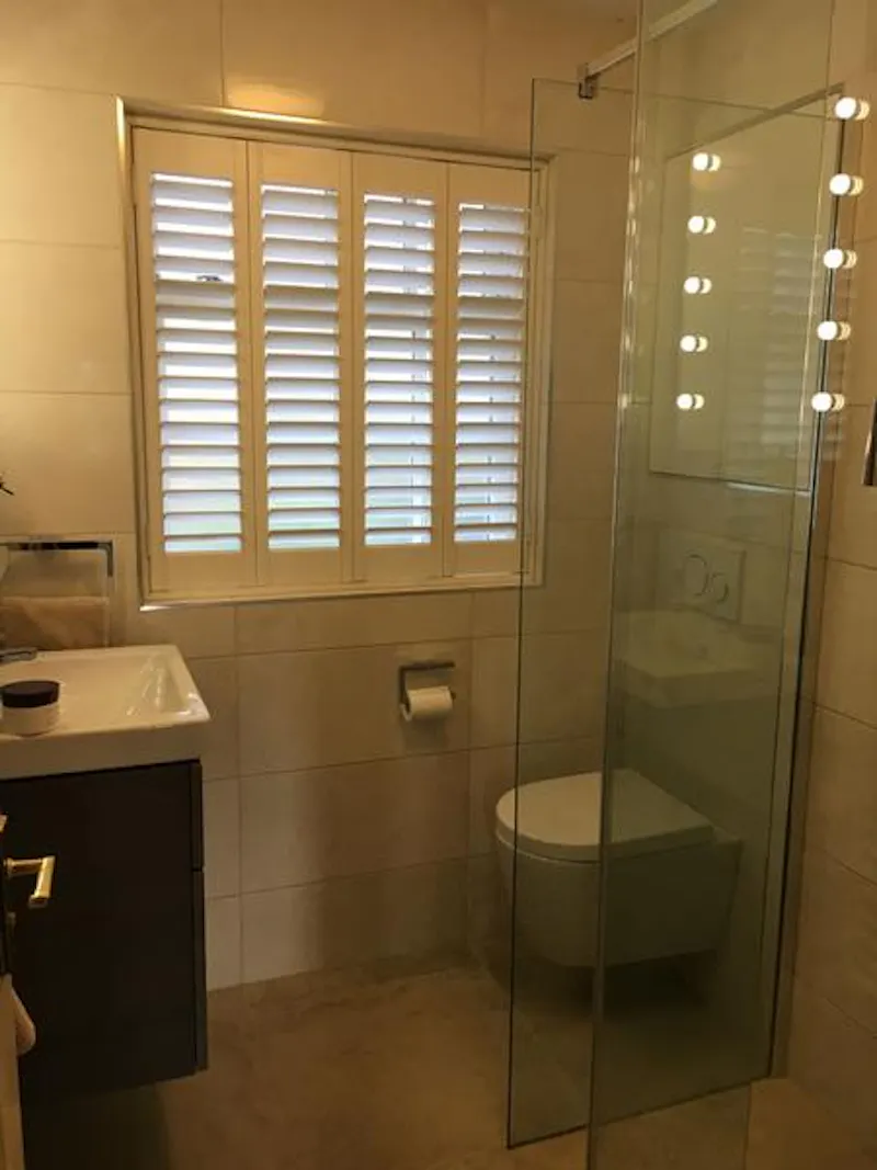 Bathroom at Turnham Green terrace, D2440 (photo 20)