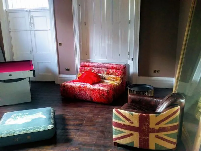 Large red brick Harleston home, A1512 (photo 3)