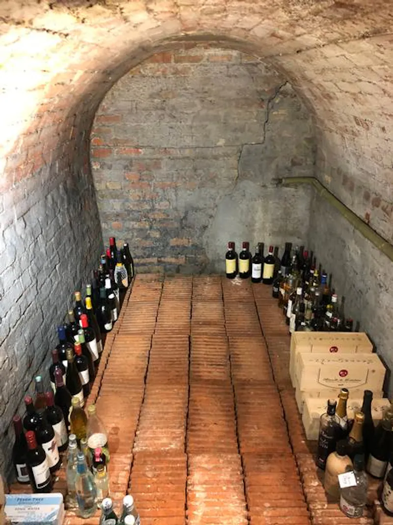 Cellar at Film location B1871 in Hertfordshire (photo 16)