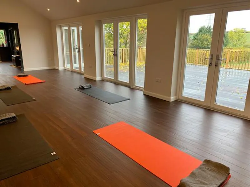 Yoga studio in Stamford, Q141 (photo 4)