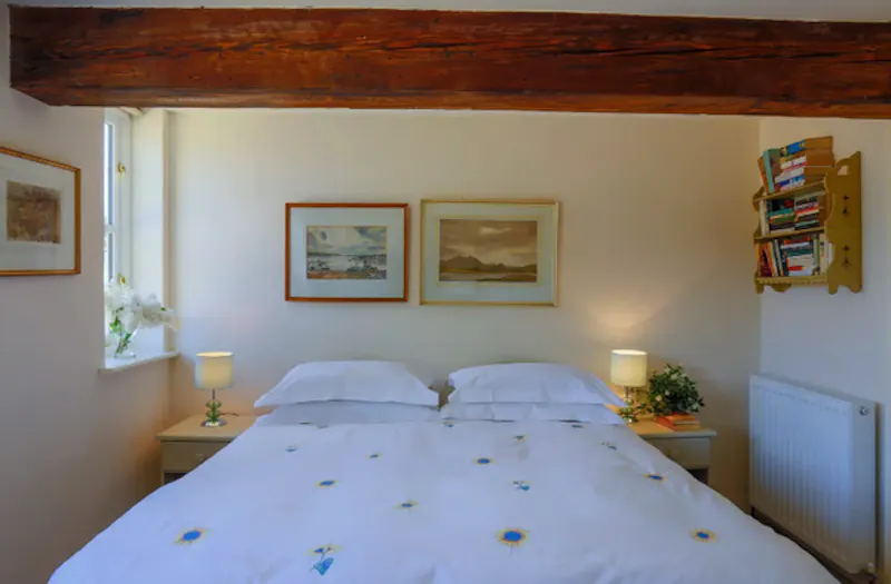 Bedroom at Film location L704 in Lincolnshire (photo 11)