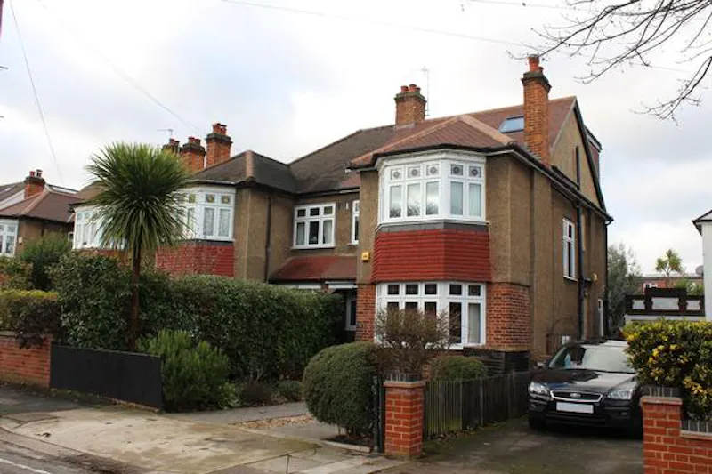 Driveway at East Dulwich family house, E468 (photo 37)
