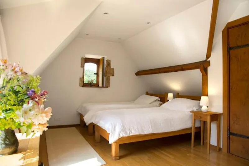 Beams at Film location L705 in Oxfordshire (photo 9)