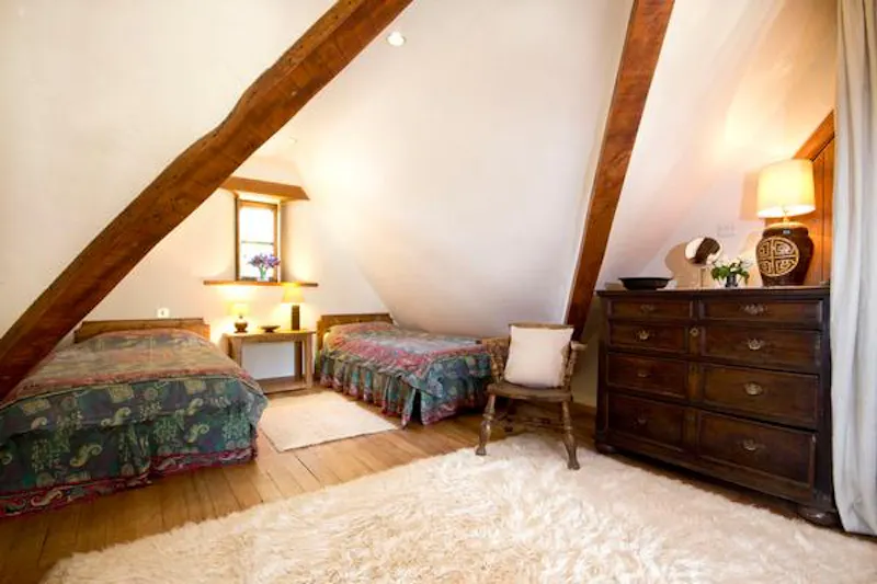 Beams at Film location L705 in Oxfordshire (photo 41)