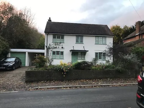 Reigate family cottage, C918