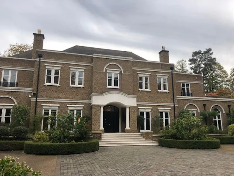 Luxury Weybridge mansion, D2443 (photo 1)