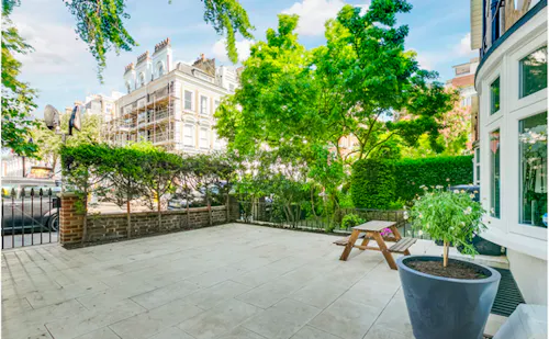 Modern Kensington townhouse, D2444