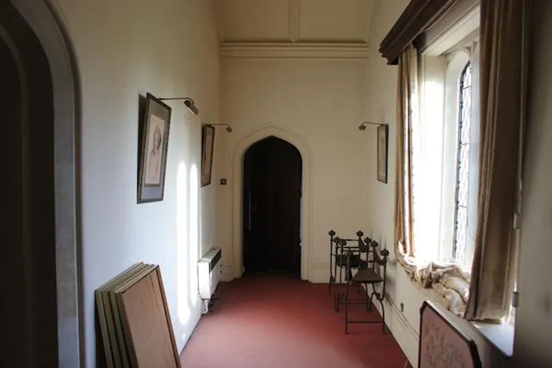 Medieval hall in Essex, M330 (photo 38)