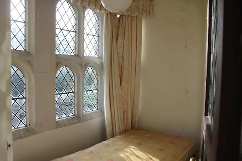 Medieval hall in Essex, M330 (photo 65)