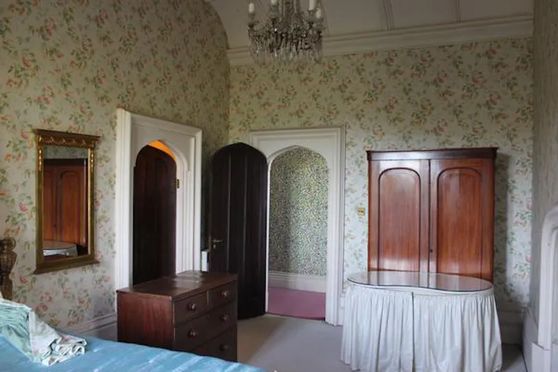 Medieval hall in Essex, M330 (photo 67)