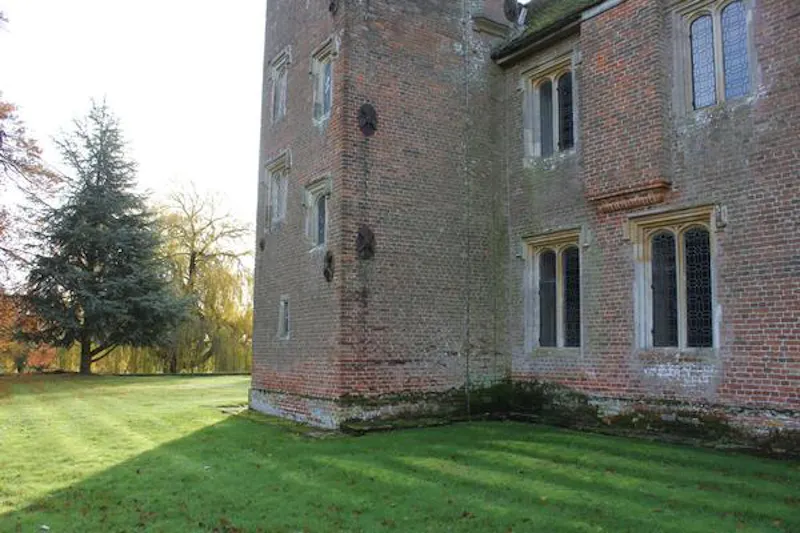 Medieval hall in Essex, M330 (photo 97)