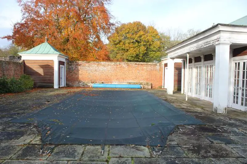 Swimming pool - outdoor at Medieval hall in Essex, M330 (photo 108)