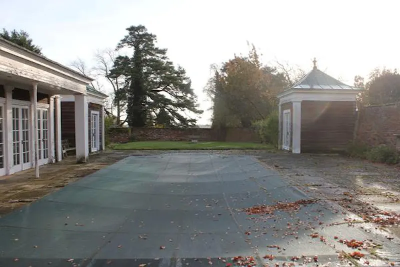 Medieval hall in Essex, M330 (photo 109)