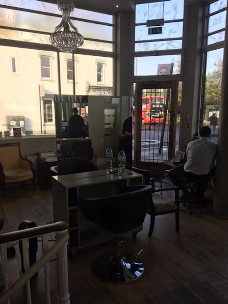 Film location SHOP38 in London (photo 6)