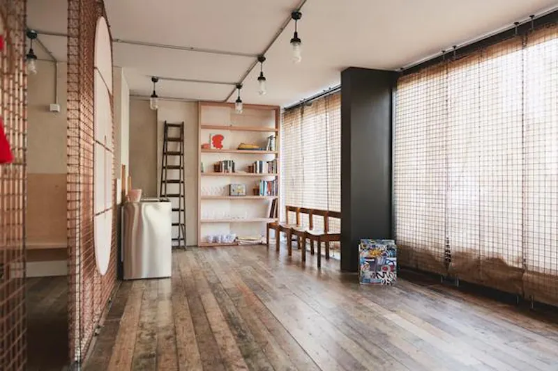 Film location SHOP39 in London (photo 10)