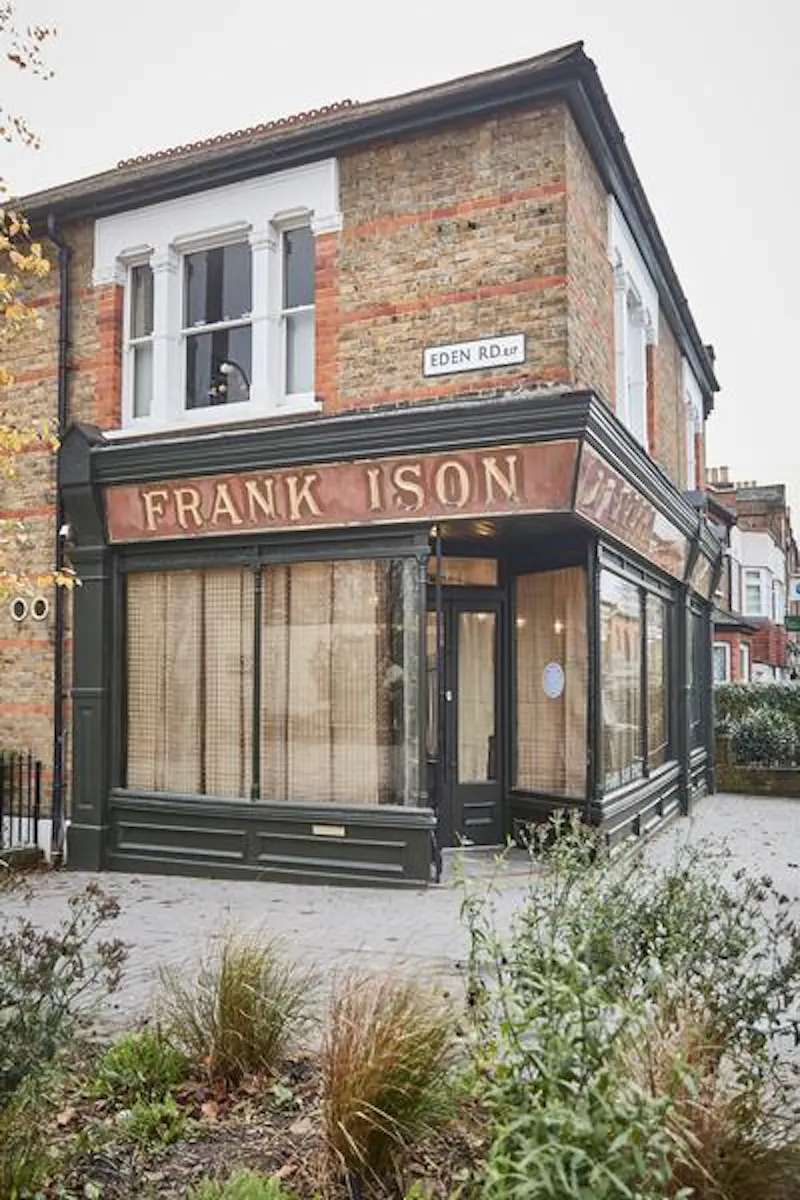 Film location SHOP39 in London (photo 20)