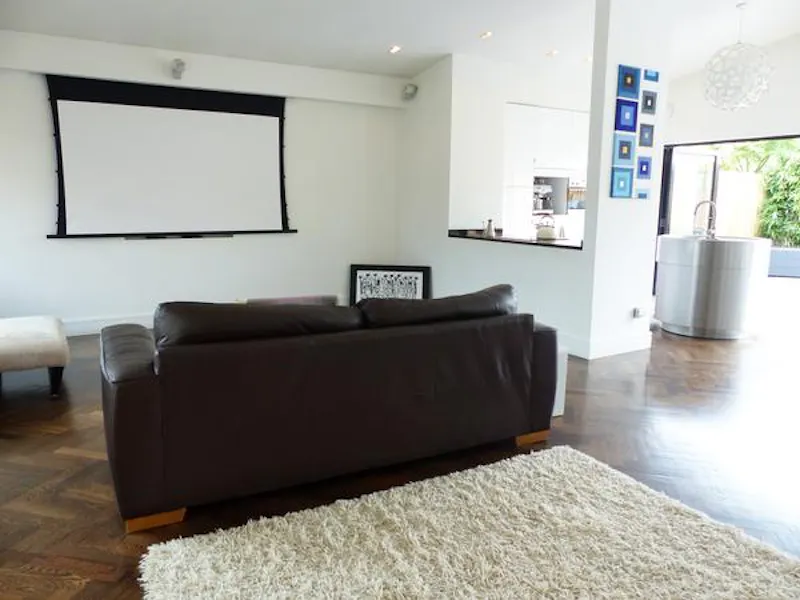 60s terraced home in Epping, D2447 (photo 3)