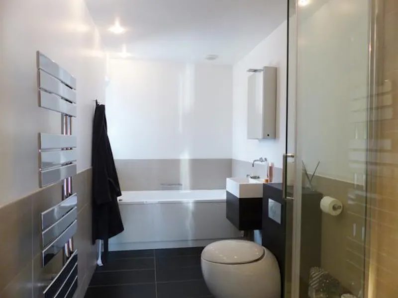 Bathroom at 60s terraced home in Epping, D2447 (photo 12)
